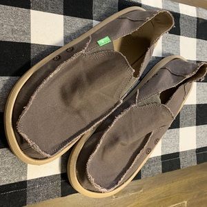 Sanuk Sidewalk Surfers